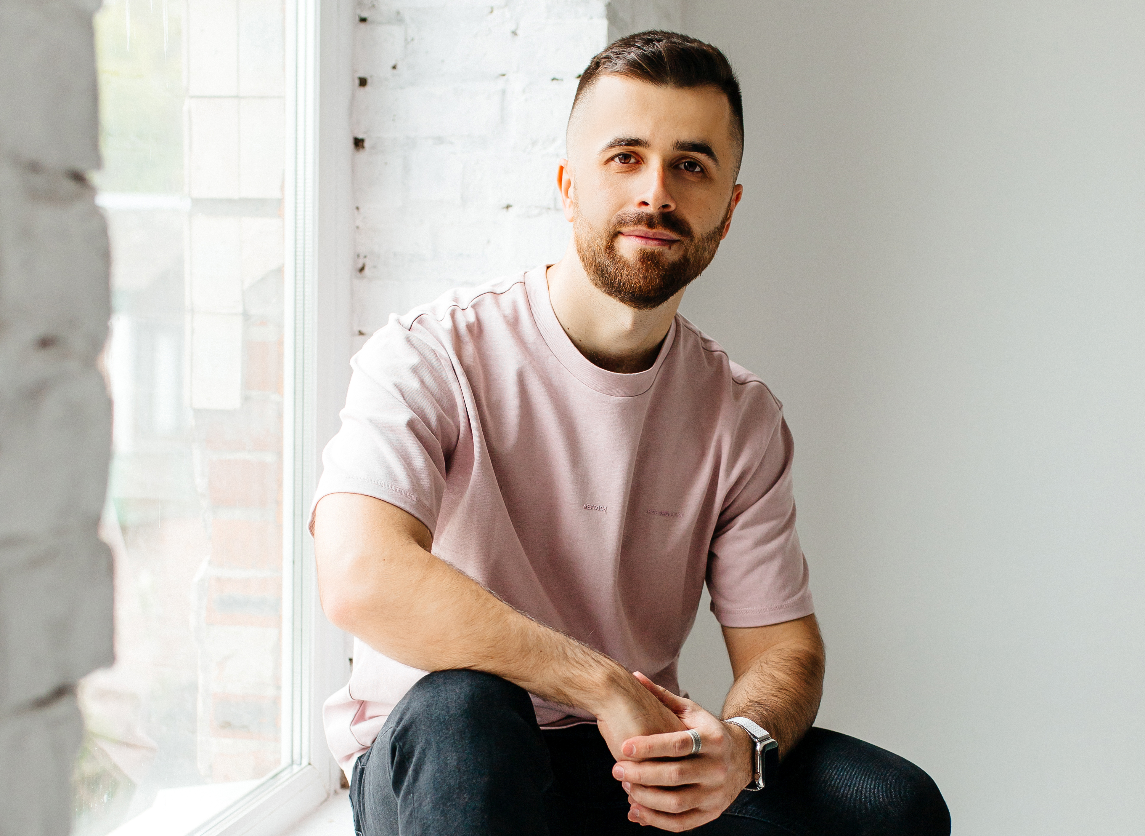 Contact Us Side Image